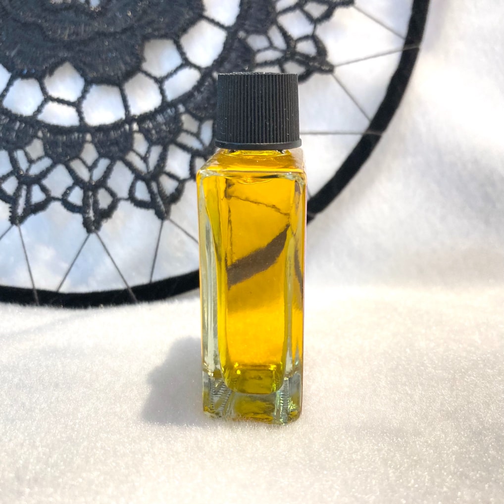 奇跡の力でとんでもない幸運を呼び込むオイル カラバカ