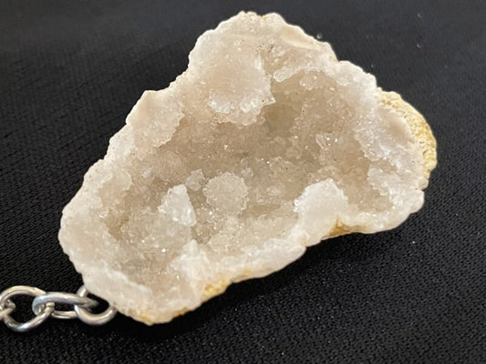 マネーボックス!財宝を集める!【龍穴】トレジャーメノウキーホルダー 原石タイプAA