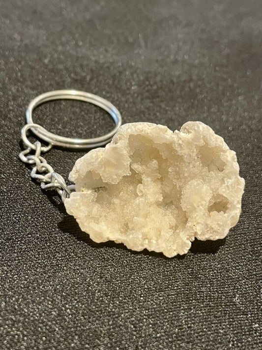 マネーボックス!財宝を集める!【龍穴】トレジャーメノウキーホルダー 原石タイプEE