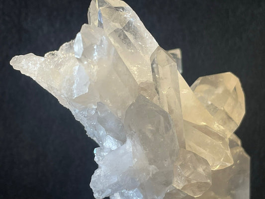 全方向にエネルギーを大放出!人生をより良い方へ変える!神秘の天然水晶群 A 虹入り