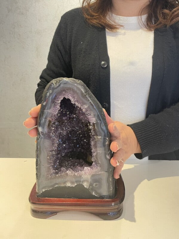 最高峰!財運を引き寄せる絶大なるパワー!!アメジストドーム・カペーラ ブラジル産