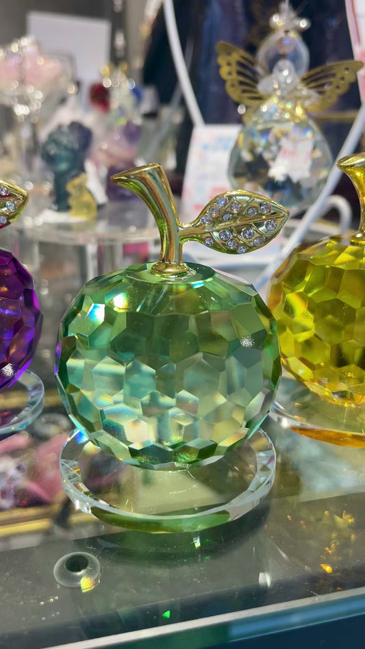 心配事を燃やし、傷付いた人間関係を修復する♪ クリスタル緑林檎【平和のシンボル】