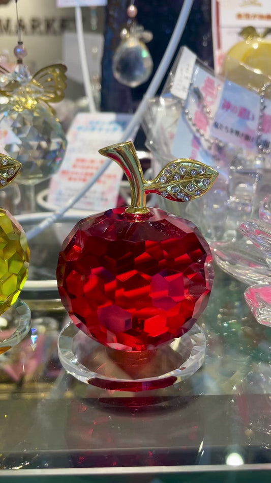 心配事を燃やし、傷付いた人間関係を修復する♪ クリスタル赤林檎【平和のシンボル】