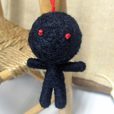 ハッピードール(ブドゥー人形) ブラック(災いを食べてくれる)