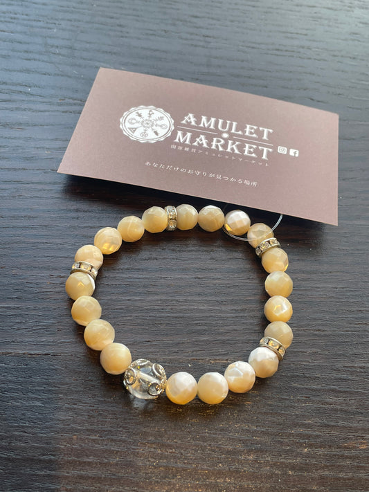 女性を強い力で守る!人間関係や愛情を深める マザーオブパール カフェオレ&水晶 ブレスレット