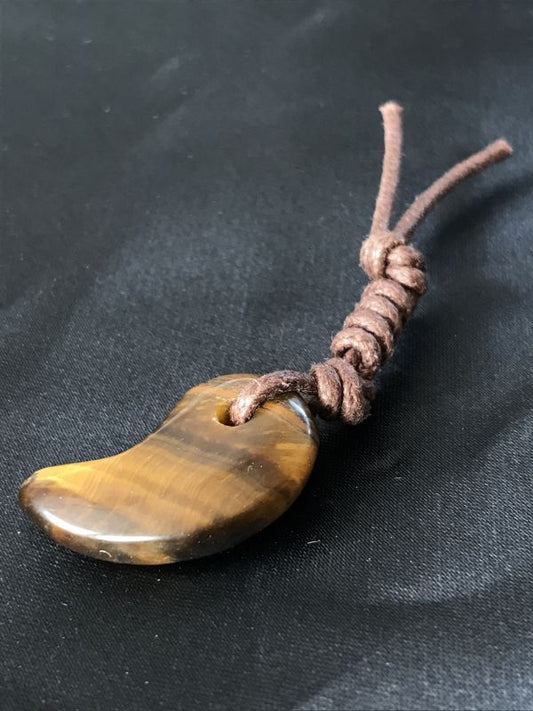 魔を祓い幸運を呼ぶ勾玉！金運・仕事運アップに！タイガーアイ（虎目石）