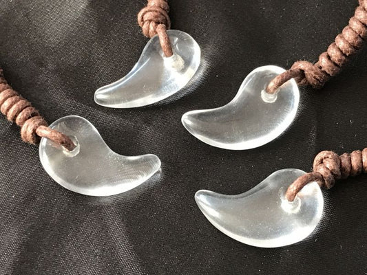 魔を祓い幸運を呼ぶ！勾玉★強力な浄化作用＝強運水晶！