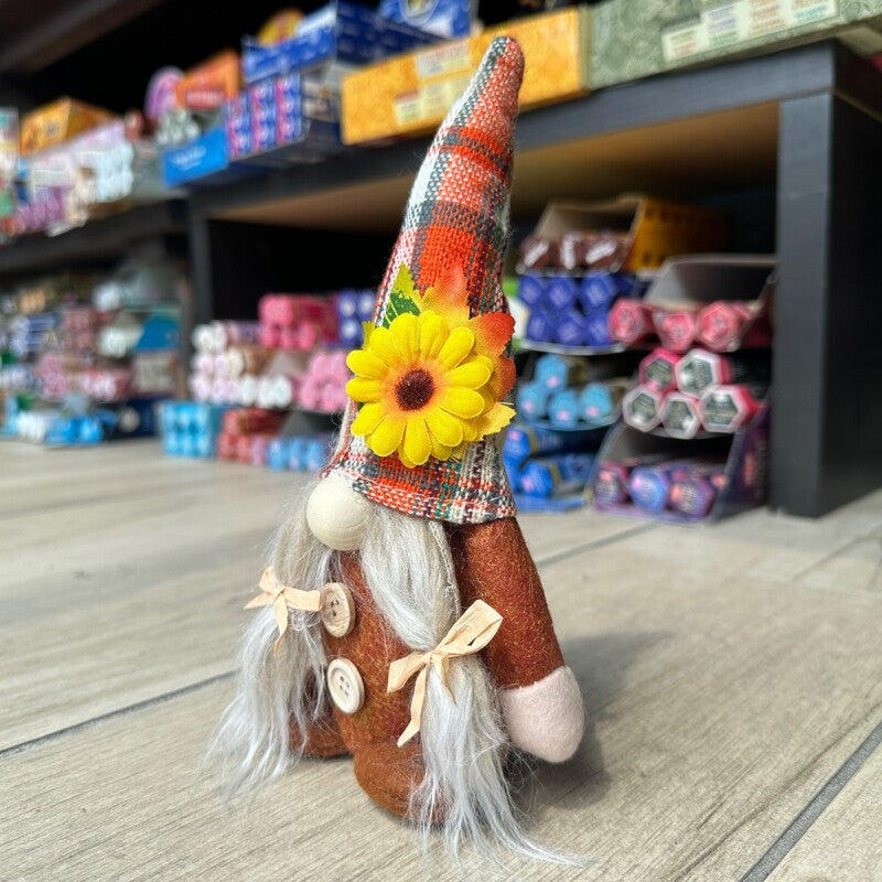お金のありかを教えてくれる！宝物の守護者 伝説の妖精gnome（ノーム）オータムお座りおさげB