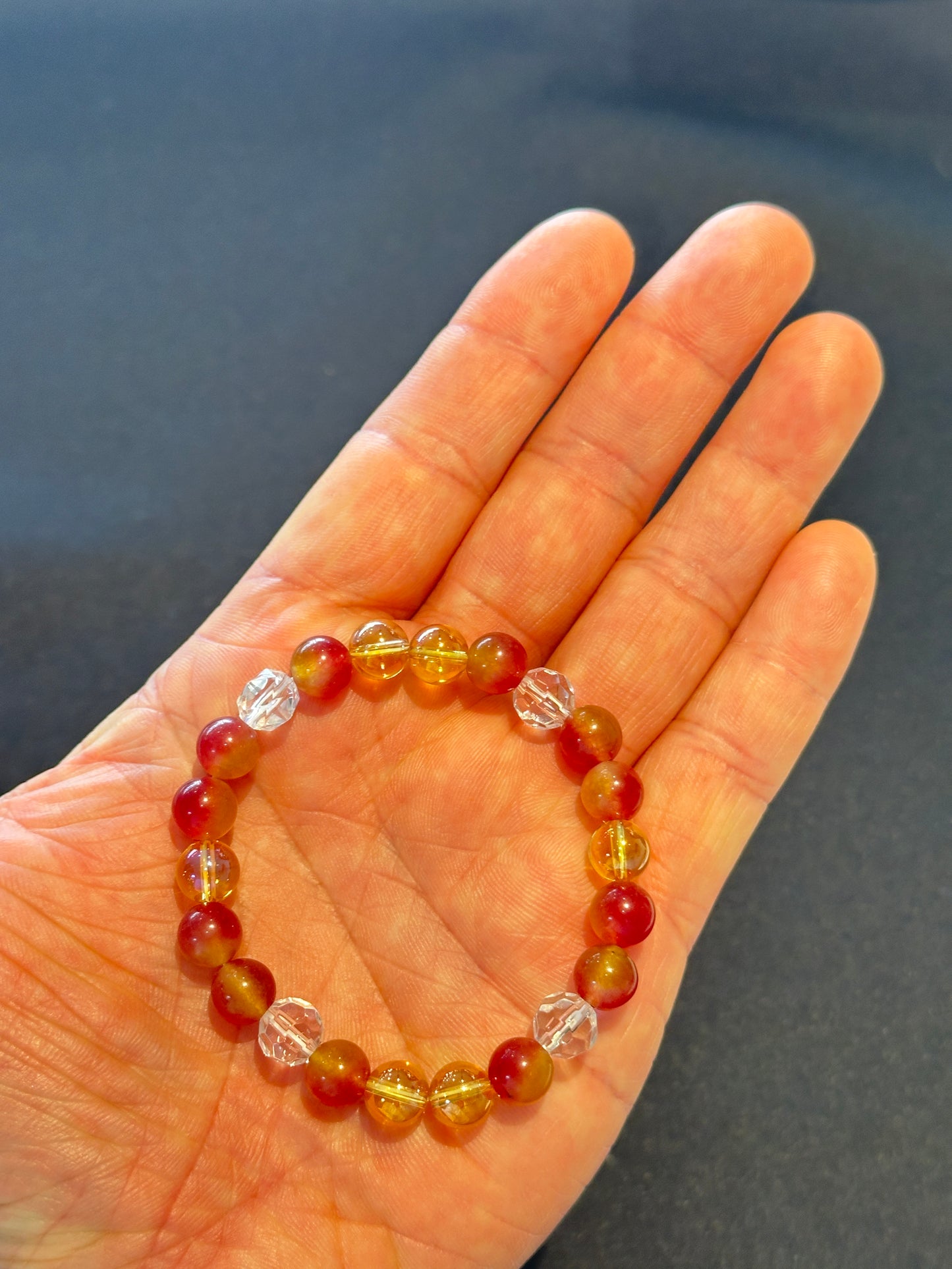 新たな仕事を呼び込み成功へ導く。コスモオーラ＆レッドジェイド ブレスレット