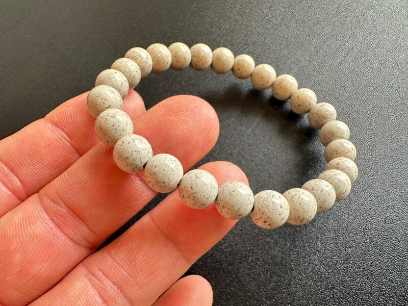 【万病を癒すとされる薬石】北投石ブレスレット 8mm珠 内径17cm（鑑定カード付）